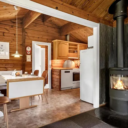 In With Swimming Pool Hébergement de vacances